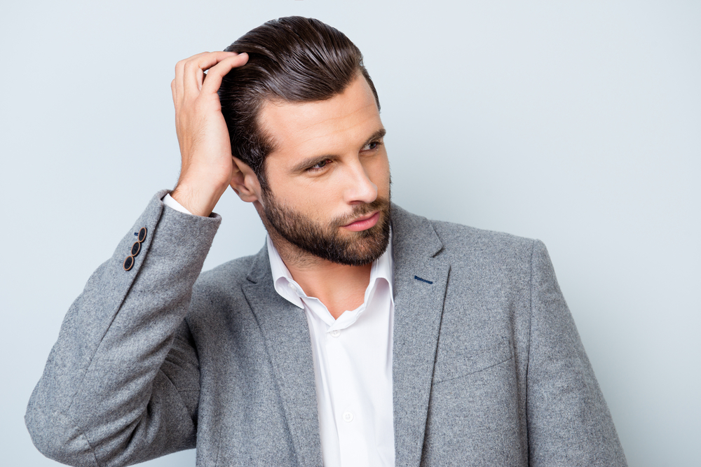 Running Your Hands Through Your Hair: When Should Men Do It? | Don Juan  Pomade